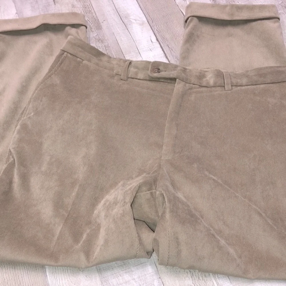 Peter Millar Nanoluxe corduroy pants size 40